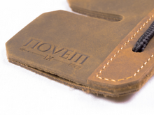 Load image into Gallery viewer, Novem Leather Tab - Split Finger - Brown