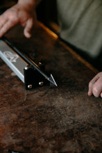 Load image into Gallery viewer, Arrow Spinner