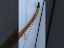 Load and play video in Gallery viewer, Bodnik - Redman Recurve 62&quot;
