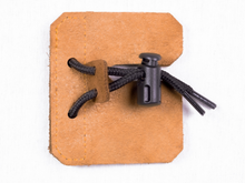Load image into Gallery viewer, Novem Leather Tab - Split Finger - Brown
