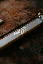 Load image into Gallery viewer, Arrow Spinner
