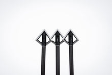 Load image into Gallery viewer, Black Hornet 4-Blade Broadhead 3-Pack
