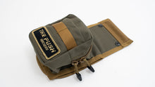 Load image into Gallery viewer, The Delta - Pocket Quiver
