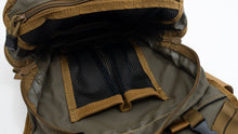 Load image into Gallery viewer, Ridge Runner Hunting Pack &amp; Quiver
