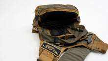 Load image into Gallery viewer, Ridge Runner Hunting Pack &amp; Quiver
