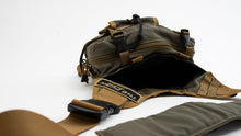 Load image into Gallery viewer, Ridge Runner Hunting Pack &amp; Quiver
