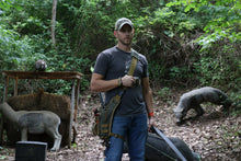 Load image into Gallery viewer, Ridge Runner Hunting Pack &amp; Quiver
